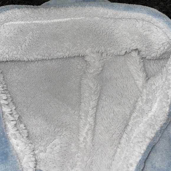 Wizarding World Of Harry Potter Light Blue Plush Snuggie - Picture 7 of 8